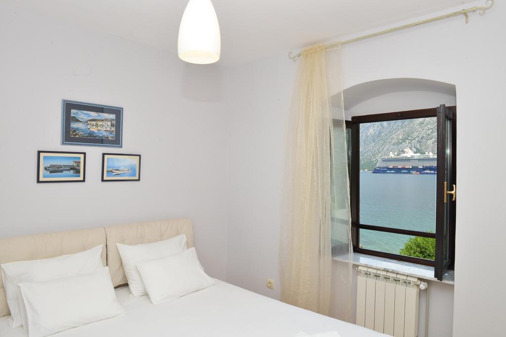 Apartments Saxo Kotor Room photo